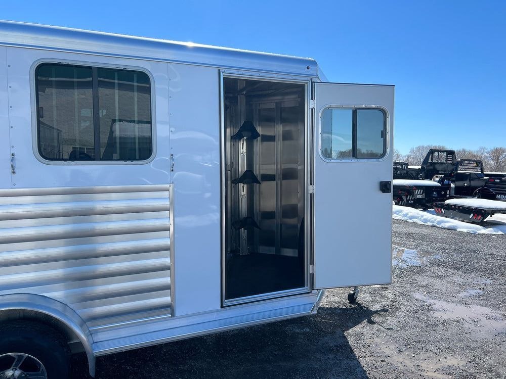 2023 exiss 3 horse xt trailer 2023 exiss 3 horse xt trailer